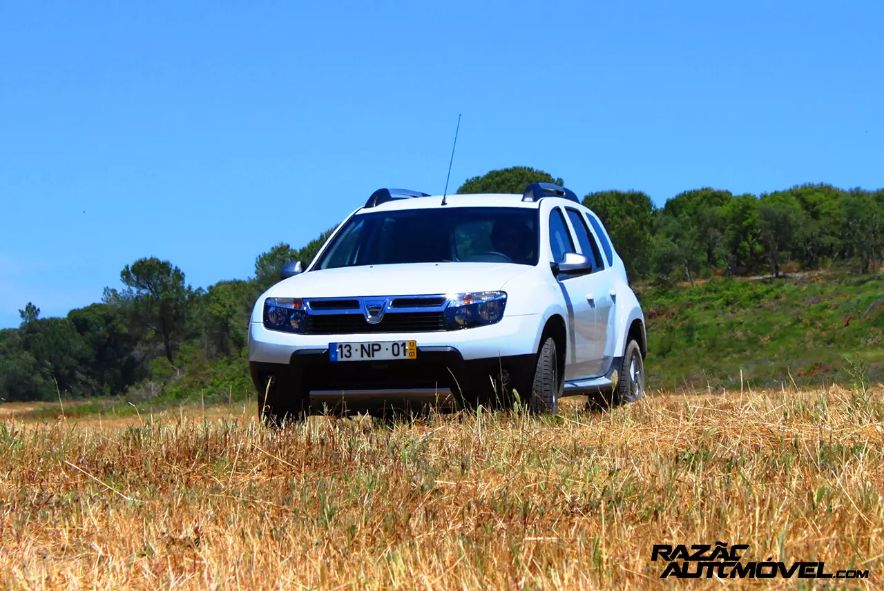 Dacia Duster 1.5 dci 4x4: Teman lama «4roda» | Buku Besar Mobil 31930_9