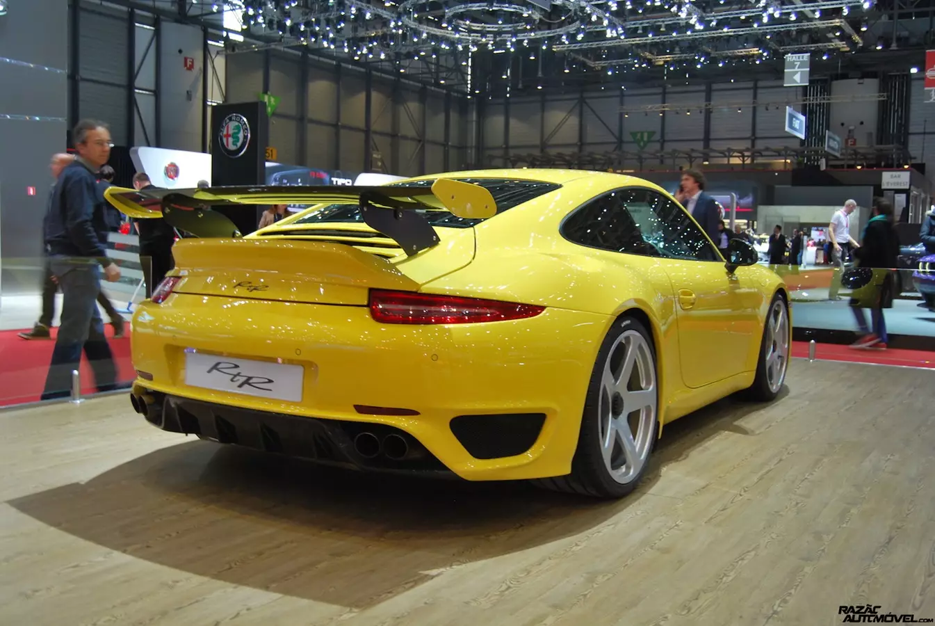 RUF RtR sempit