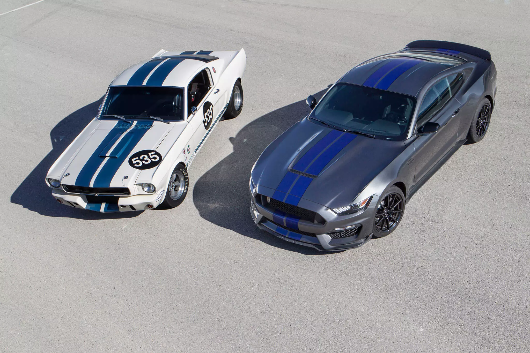 فورد Mustang Shelby 350GT R.