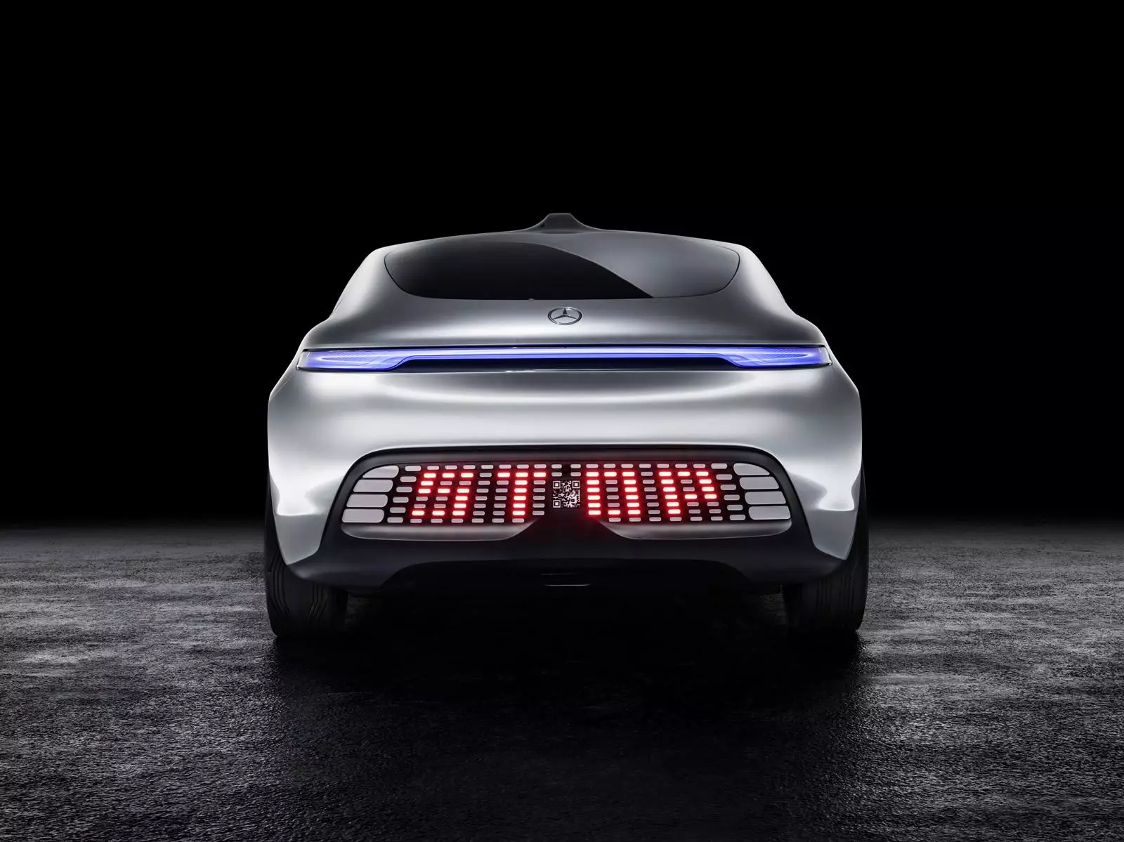 Mercedes-Benz_F015_Luxury_in_motion_2015_51