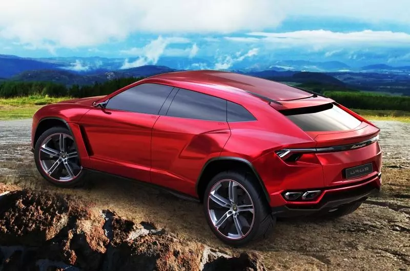 Lamborghini አዲሱን SUV ለማቅረብ ተዘጋጅቷል። 32471_4