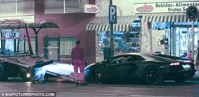 El Lamborghini Aventador de Cristiano Ronaldo ya se descompuso 32621_2