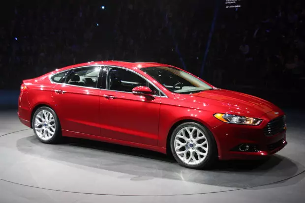 Ford Mondeo / Fusion 2013 Detroit හි ඉදිරිපත් කරන ලදී 32894_5