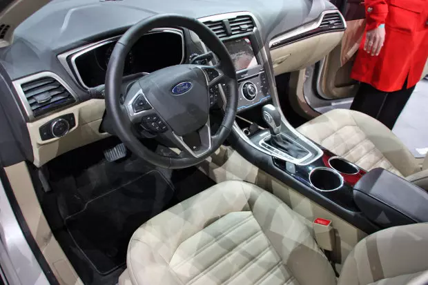 Ford Mondeo / Fusion 2013 ນໍາສະເຫນີໃນ Detroit 32894_6