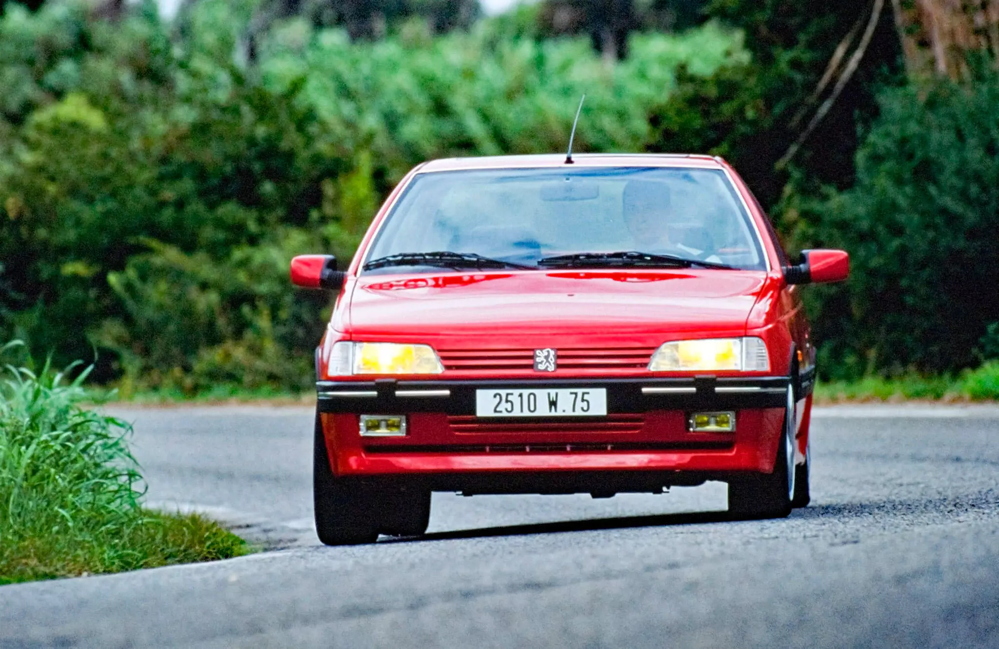 IPeugeot 405 T16