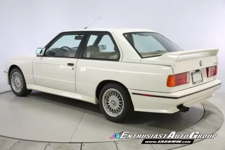 BMW E30 M3 (29)