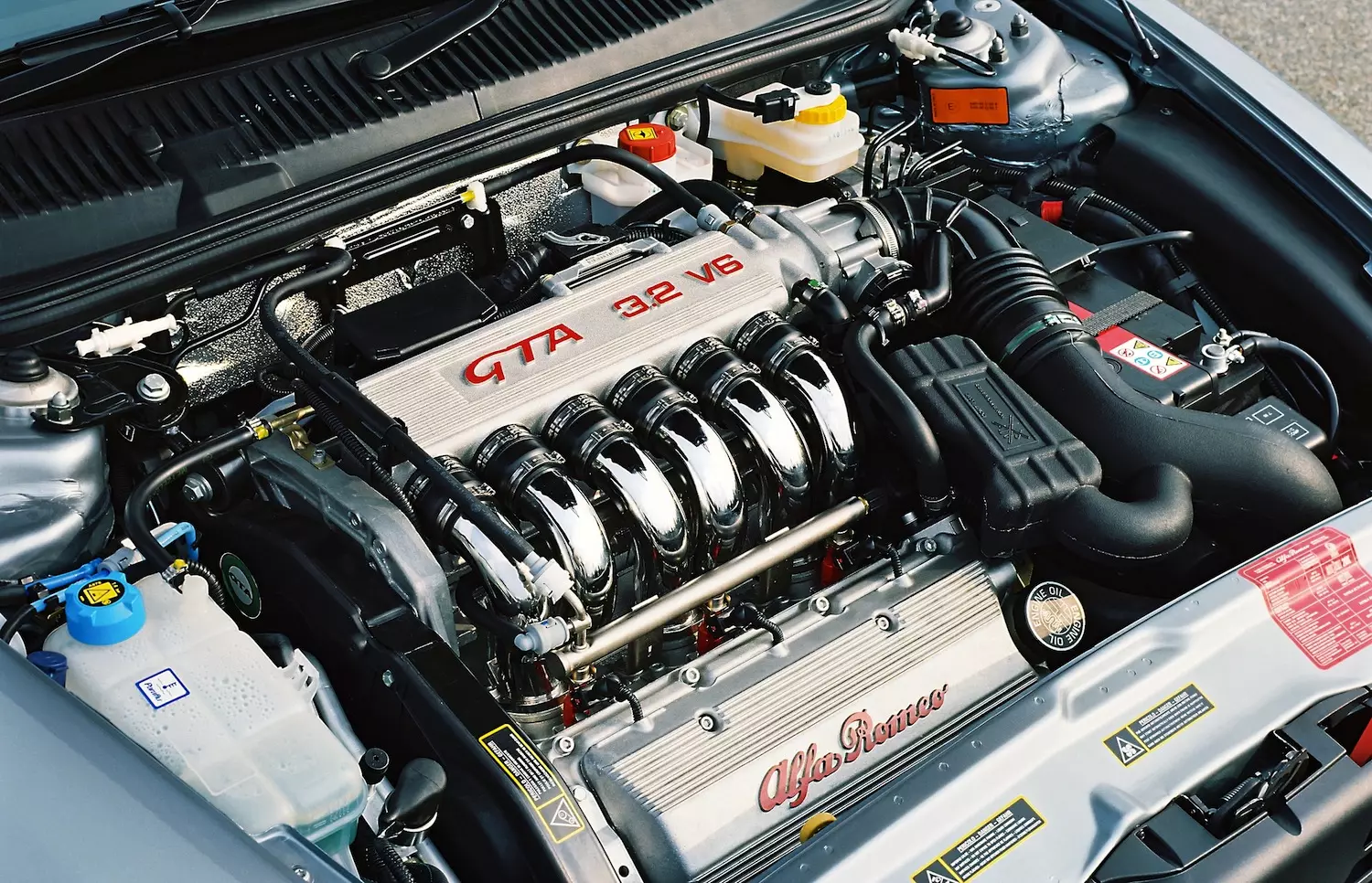 ఆల్ఫా రోమియో 156 GTA — V6 బుస్సో