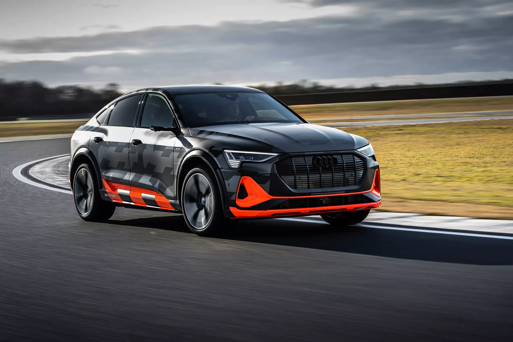 Audi e-tron S Sportback 1