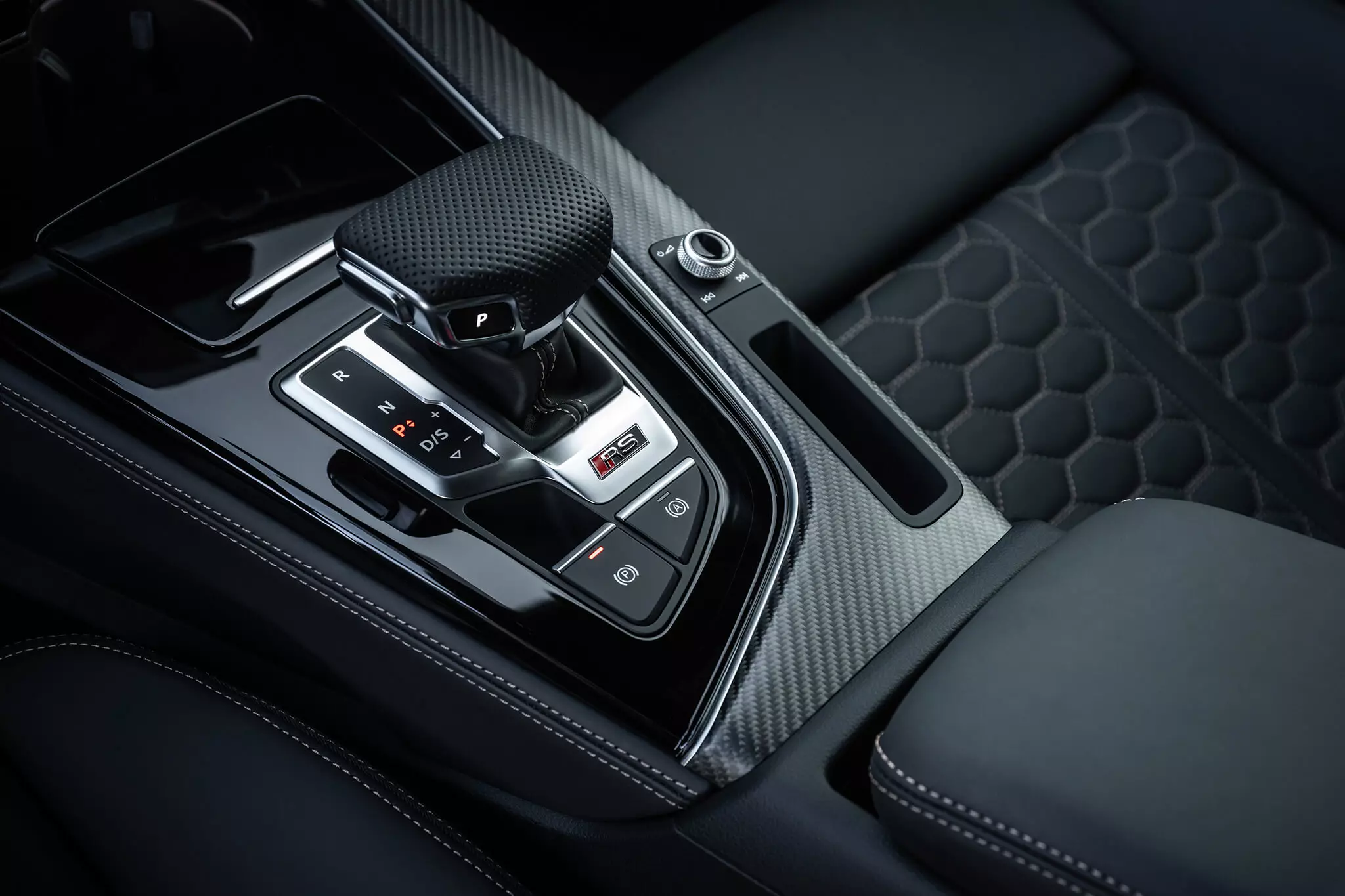 Center console, nrog kis tau tus mob