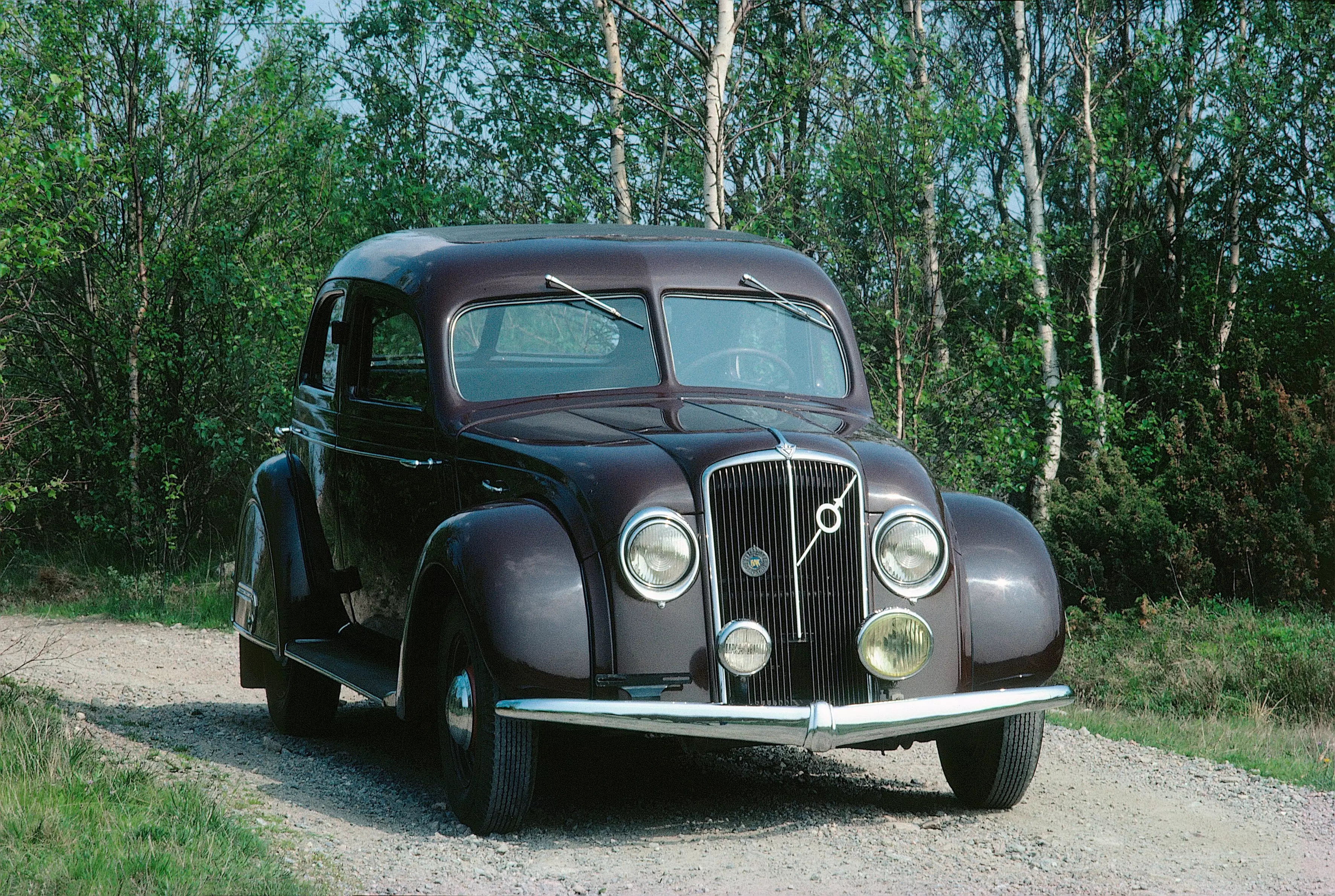 Стар 36. Volvo 1935. Volvo PV 36 Carioca. Вольво с 1935. Вольво 1940.