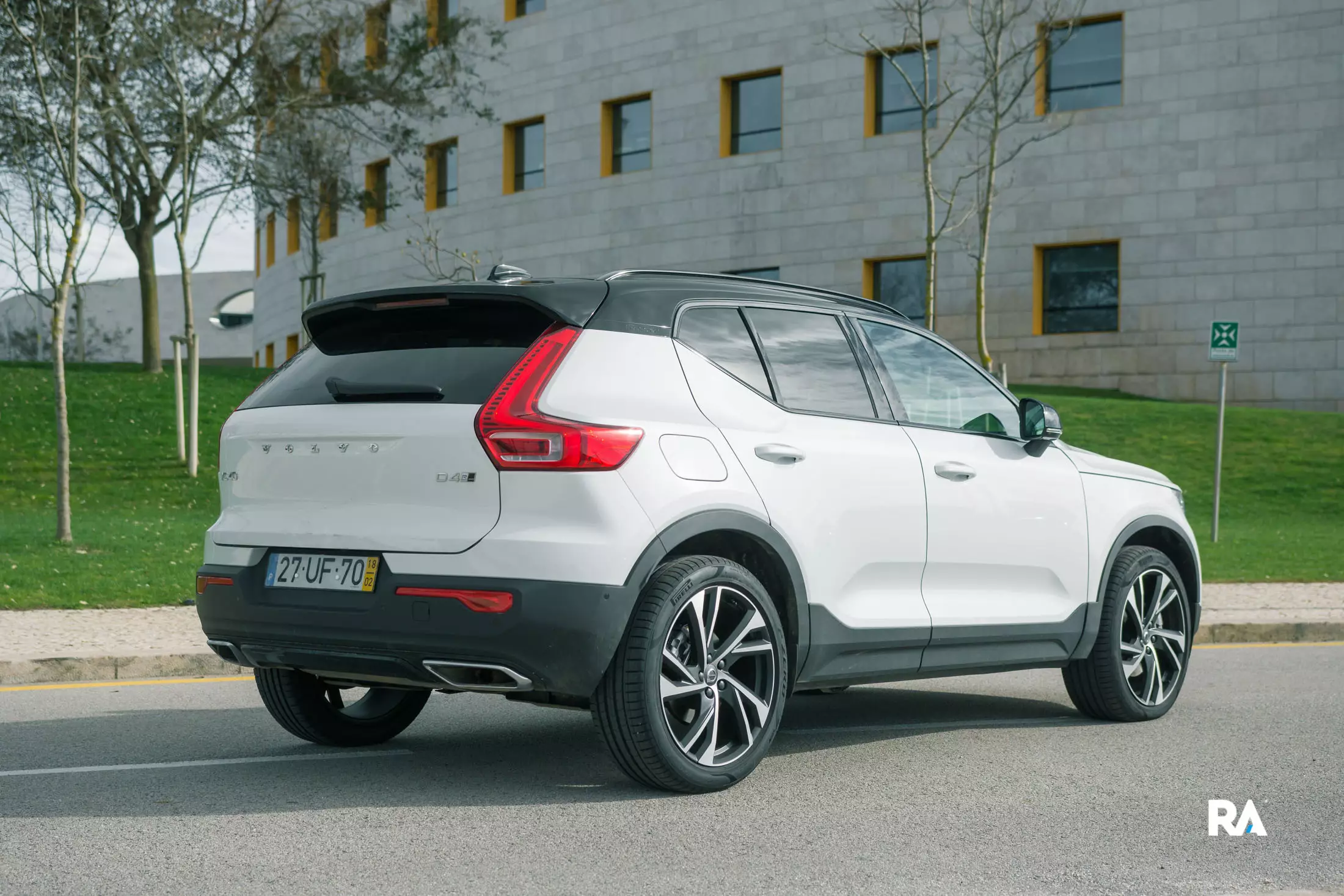 Al volante della nuova Volvo XC40 D4 AWD R-Design 3484_7