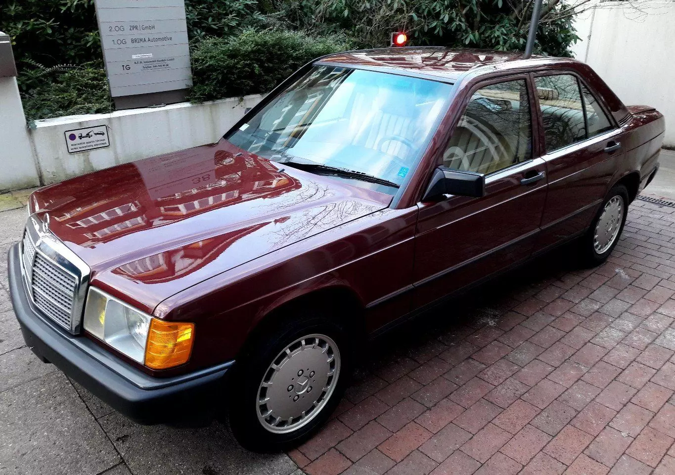 Mercedes-Benz 190 E 2.3 автокөлігі, 1986 ж.ш