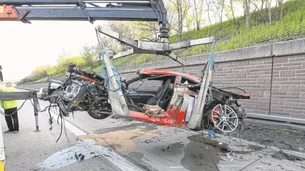 f430 scuderia accident 3