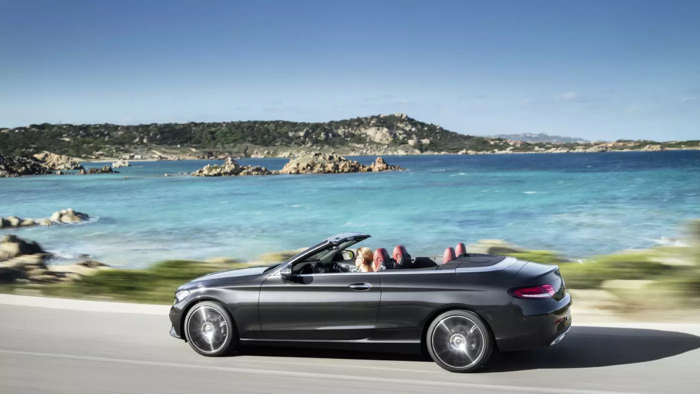 Mercedes-Benz C-Class Cabriolet 2018 წელი