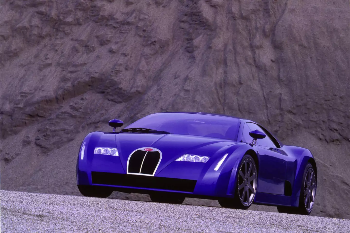 Bugatti ኢቢ 18/3 Chiron