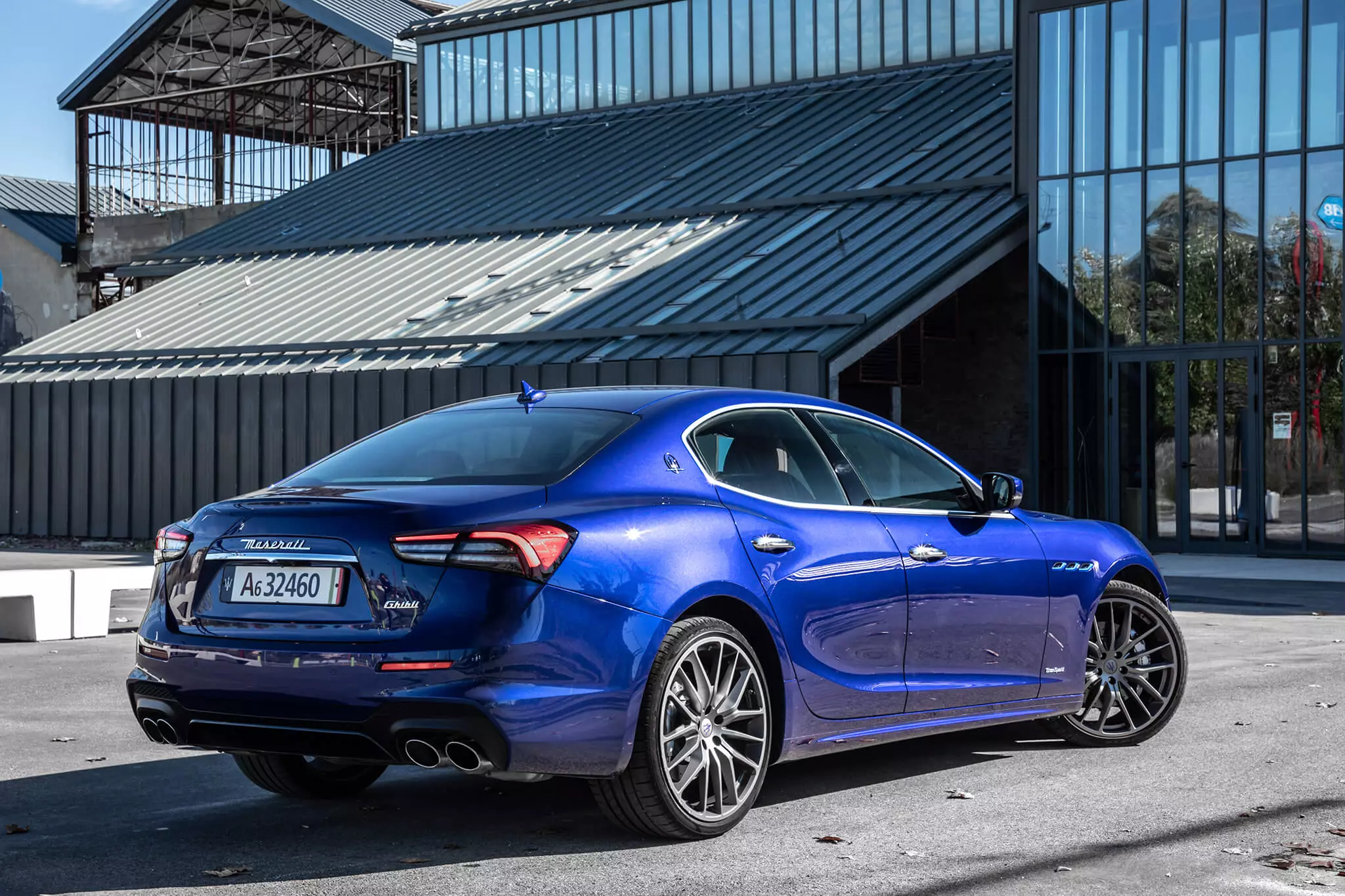 Hibrid Maserati Ghibli