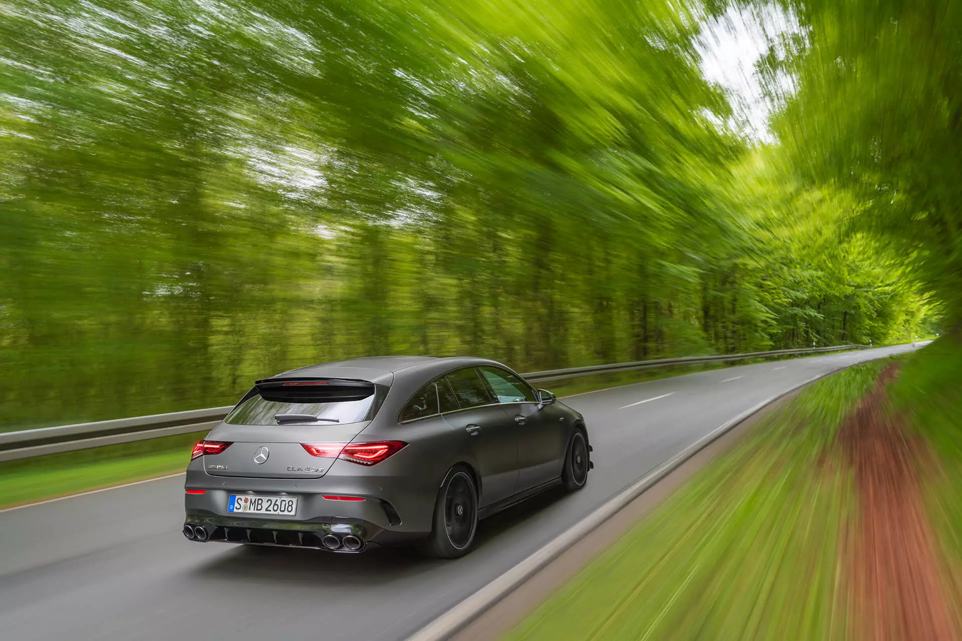 מרצדס-AMG CLA 45 S 4MATIC+ Shooting Brake