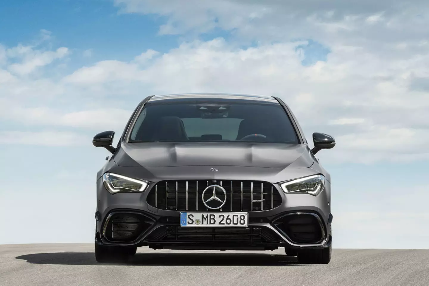 Mercedes-AMG CLA 45 S 4MATIC+ වෙඩි තැබීමේ තිරිංග