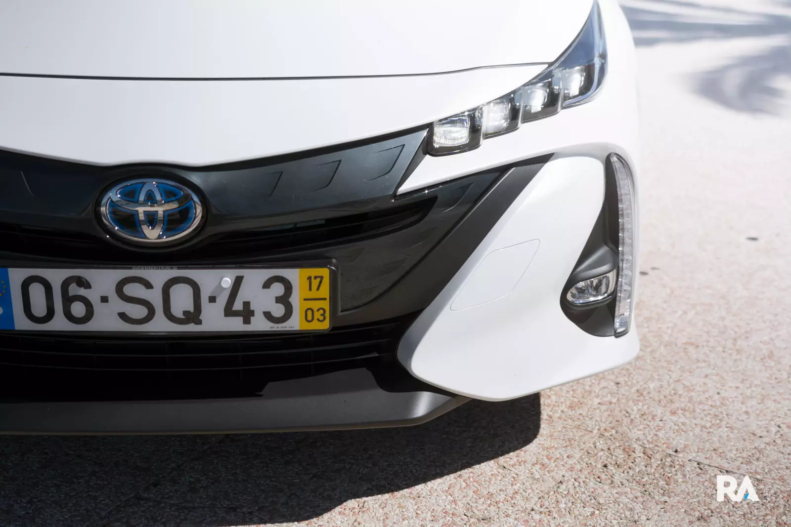 Toyota Prius Plug-in. Kann elektresch Leitung 