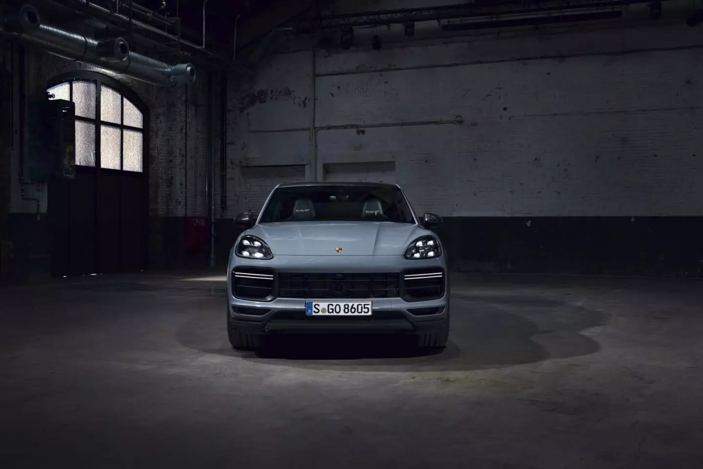 IPorsche Cayenne GT Turbo (2)