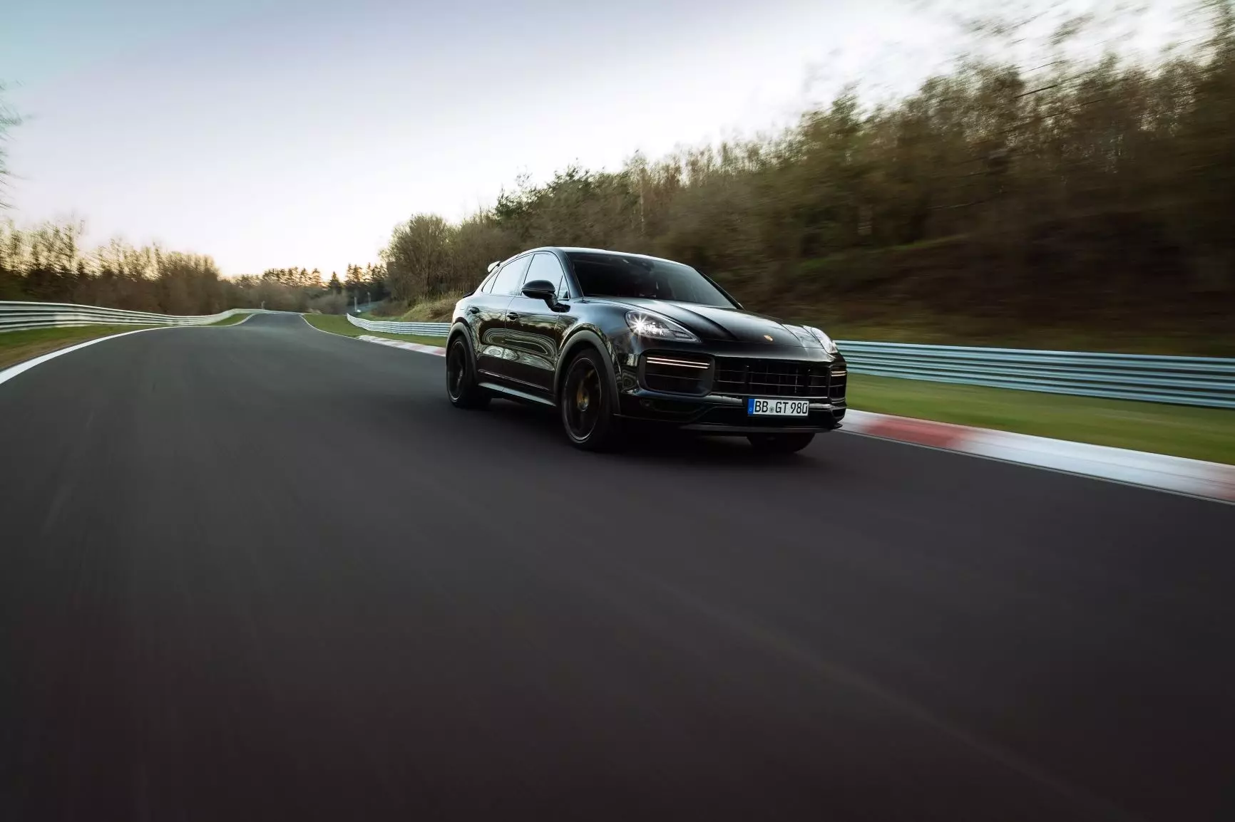 Porsche Cayenne Coupe Turbo ნიურბურრგრინგზე