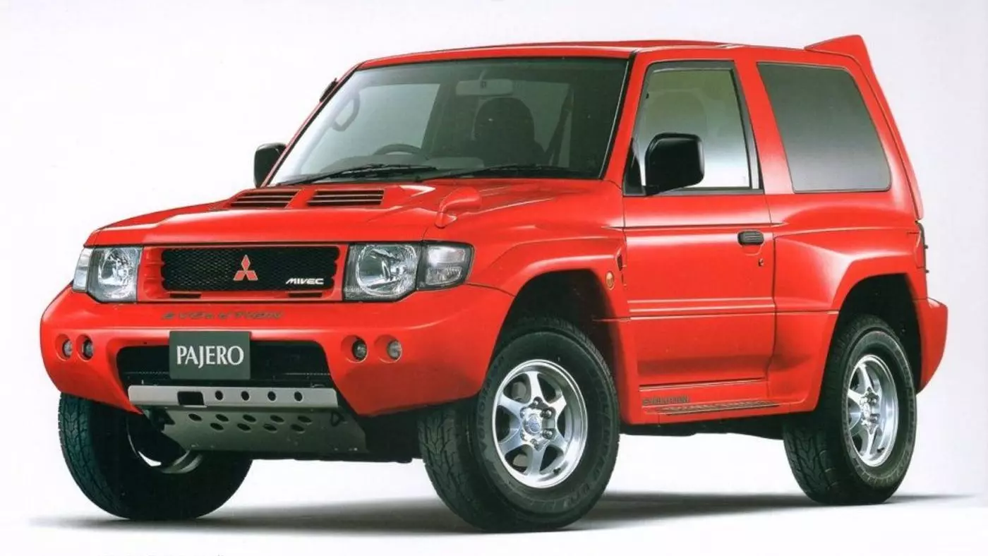 Mitsubishi Pajero Évolution