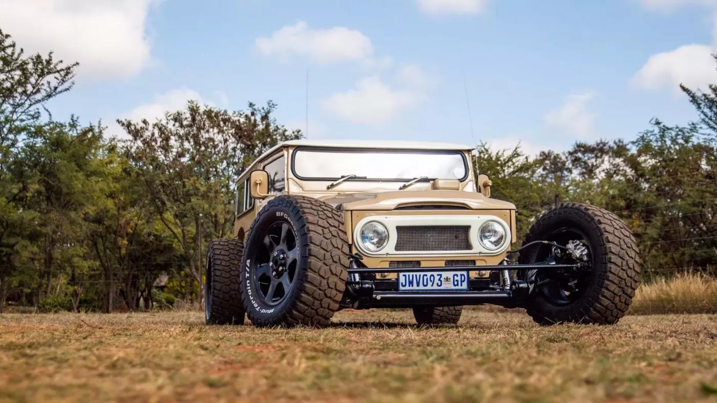 Hot Rod Toyota Land Cruiser