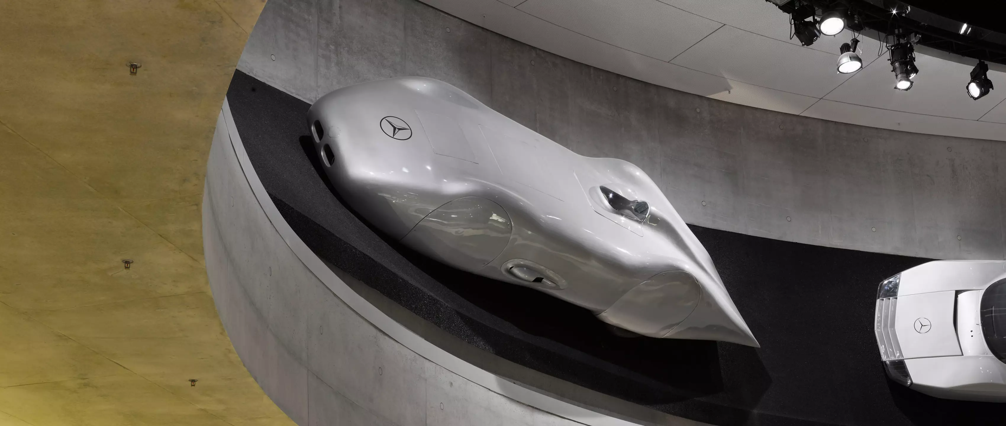 Mercedes-Benz W125. Naghupot sa rekord sa tulin sa 432.7 km/h niadtong 1938 3949_13