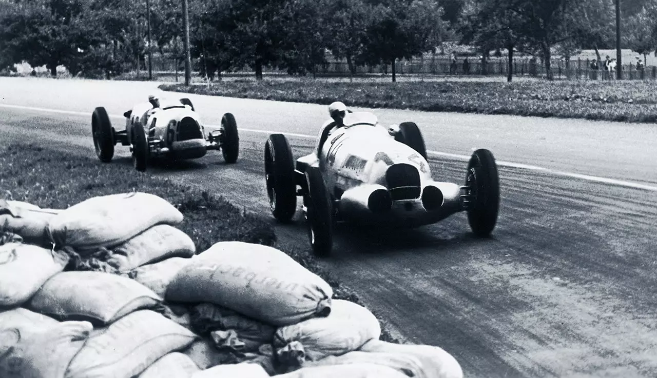 Mercedes w125, Auto Union