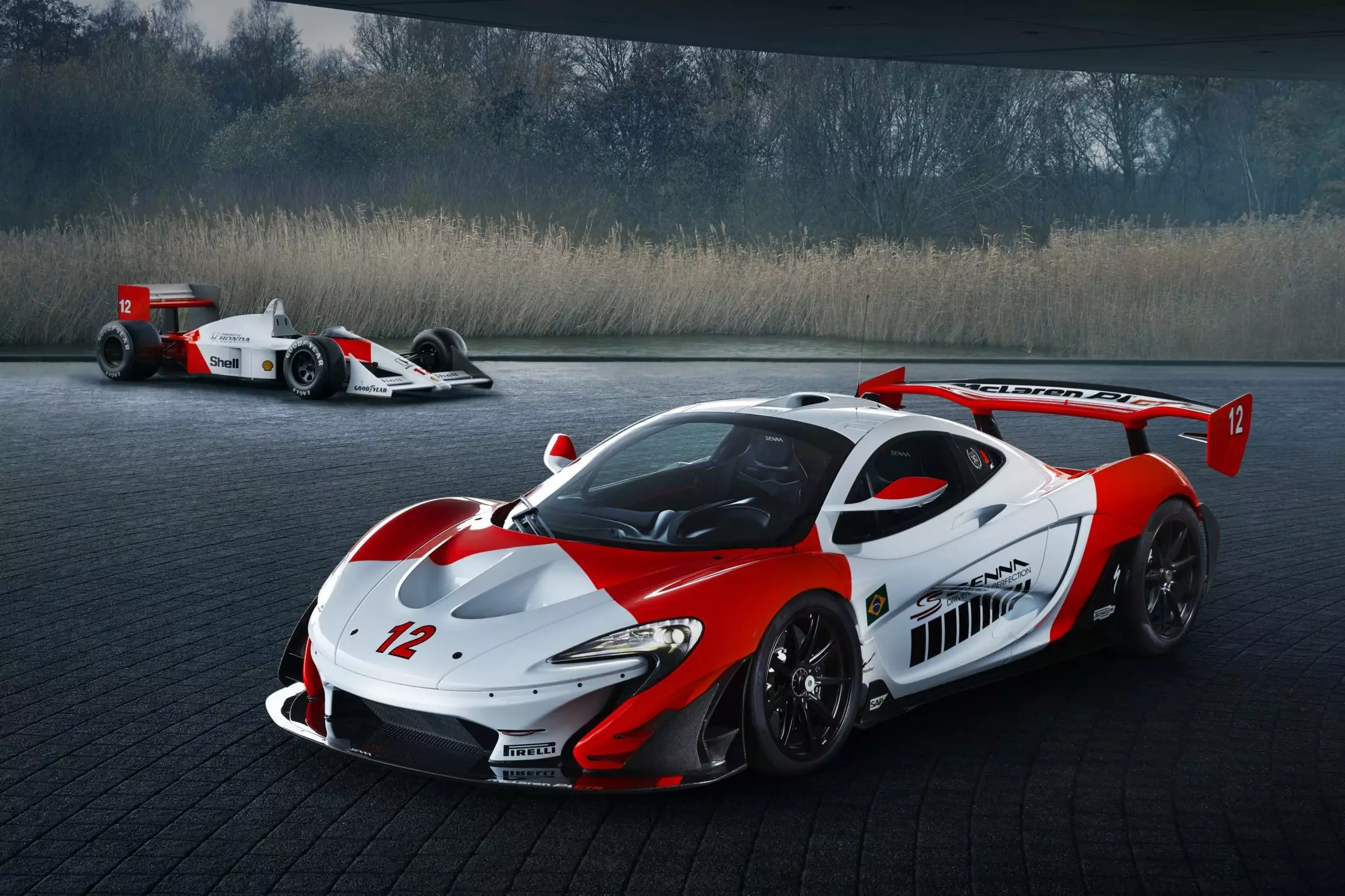 McLaren P1 GTR सेना