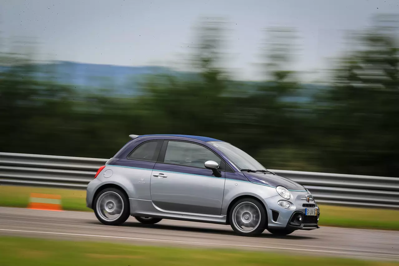 Abarth 695 Sib tw