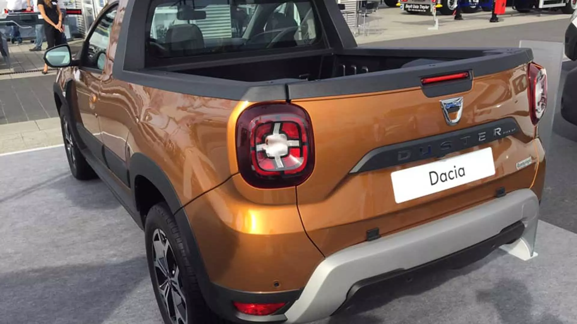 Пікап Dacia Duster