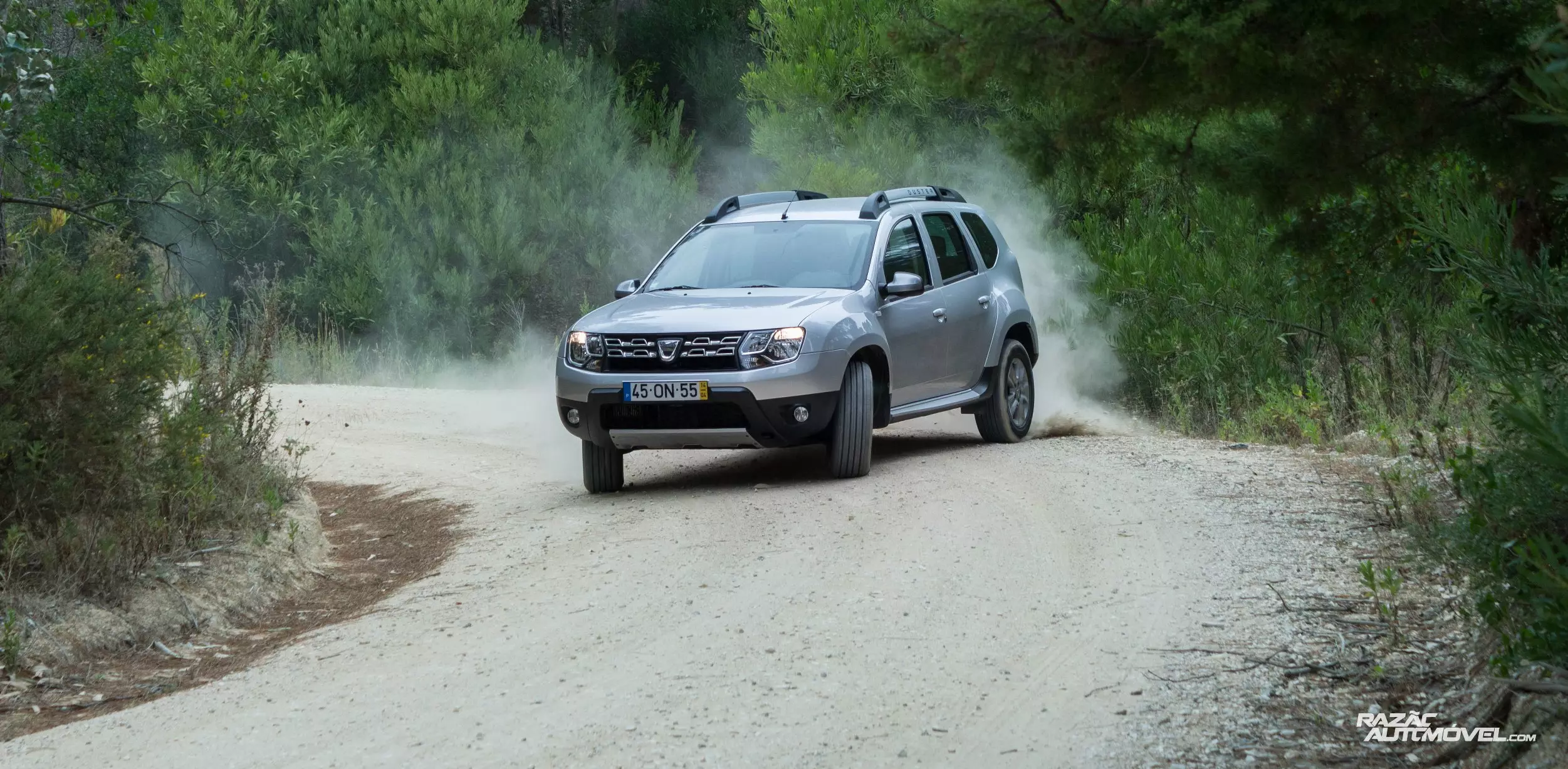 Dacia Duster 1.5 dCi 4x4: e ntlafalitsoeng haholoanyane 4006_3