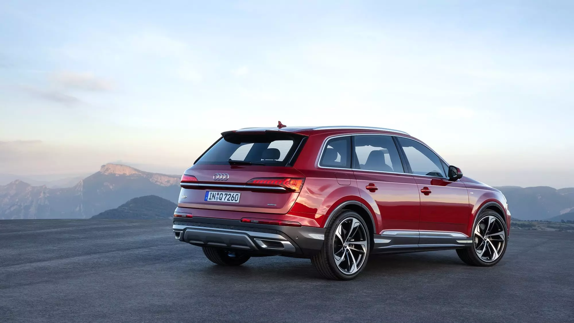 រថយន្ត Audi Q7