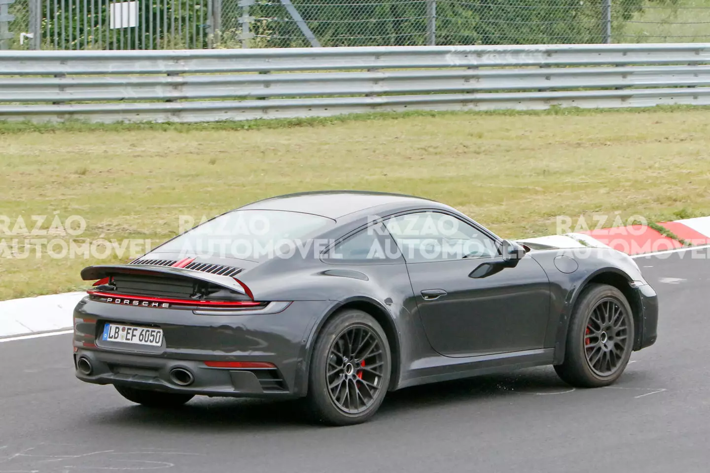 Porsche 911 Safari Spy Photo