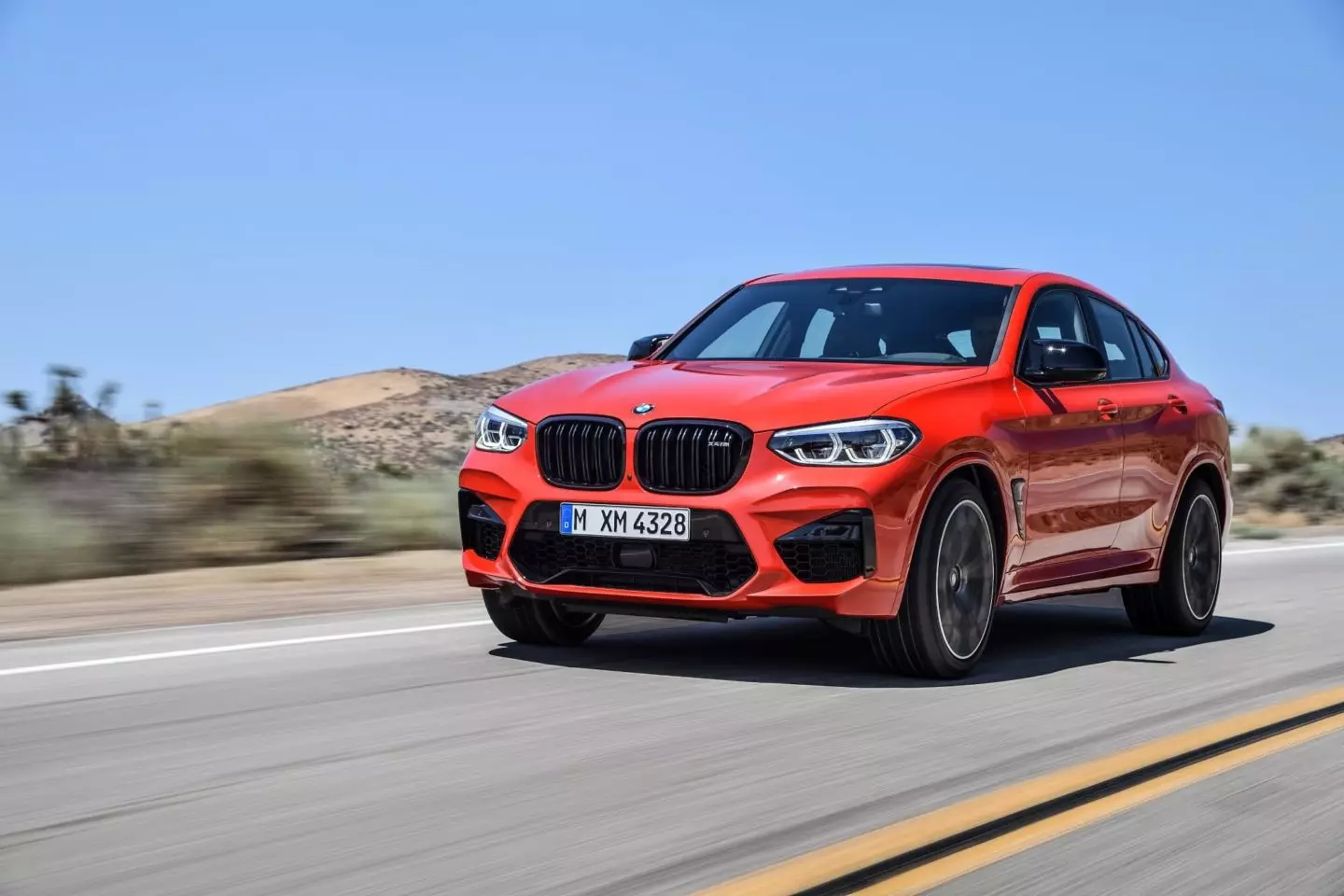 Kompetizzjoni BMW X4 M