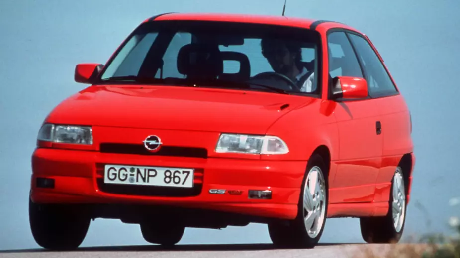 წარსულის დიდებები. Opel Astra GSi 2.0 16v