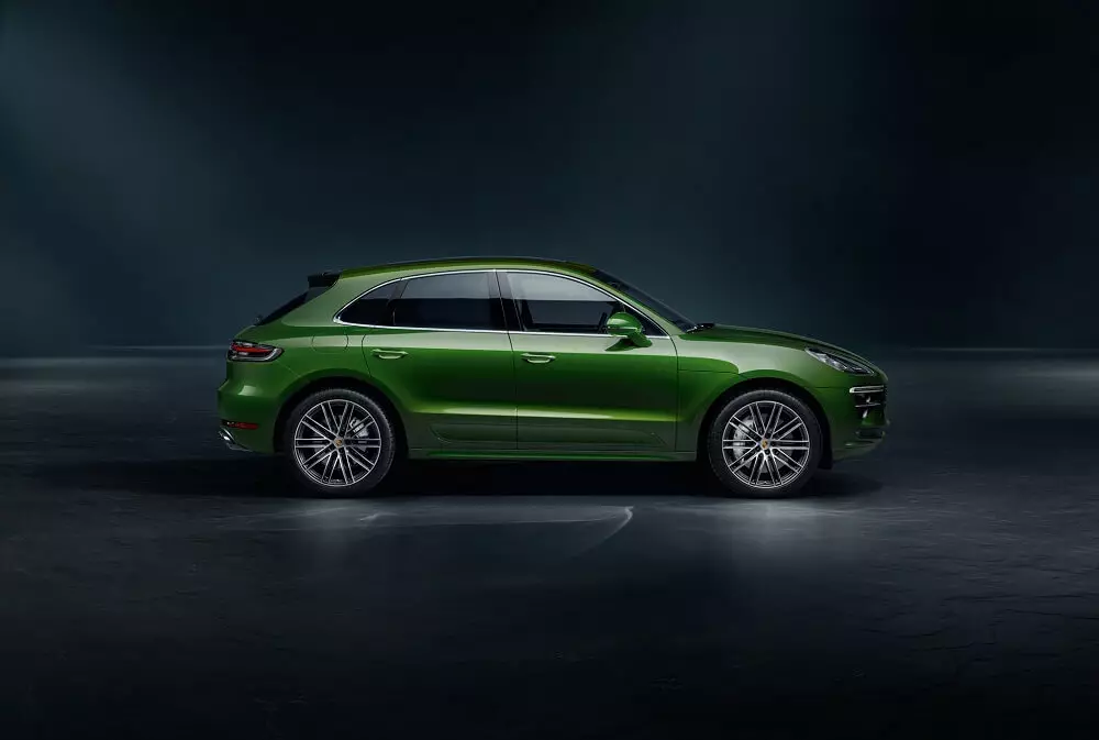 Porsche Macan Turbo ឆ្នាំ 2019