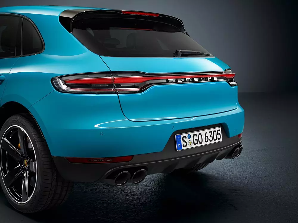 ọhụrụ Porsche Macan my19