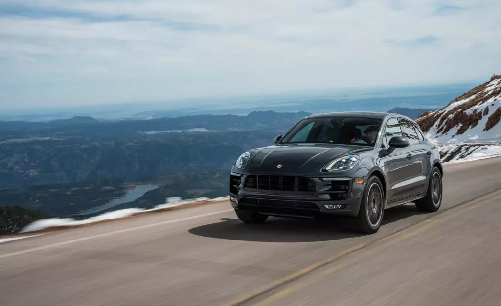 Porsche Macan 2017 թ