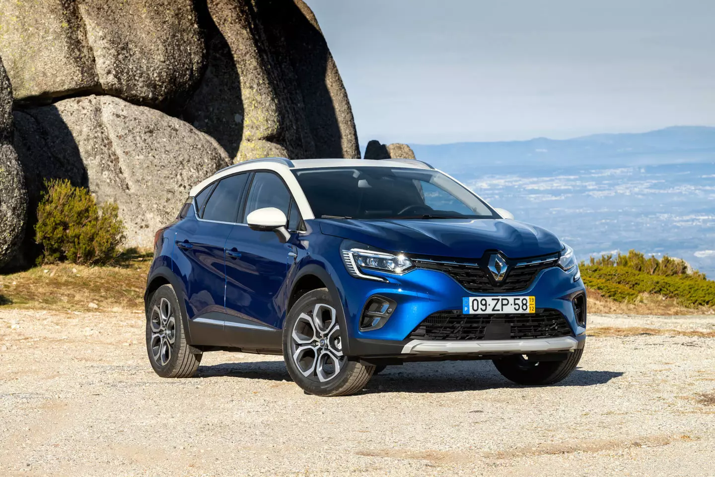Renault Captur 2020 година