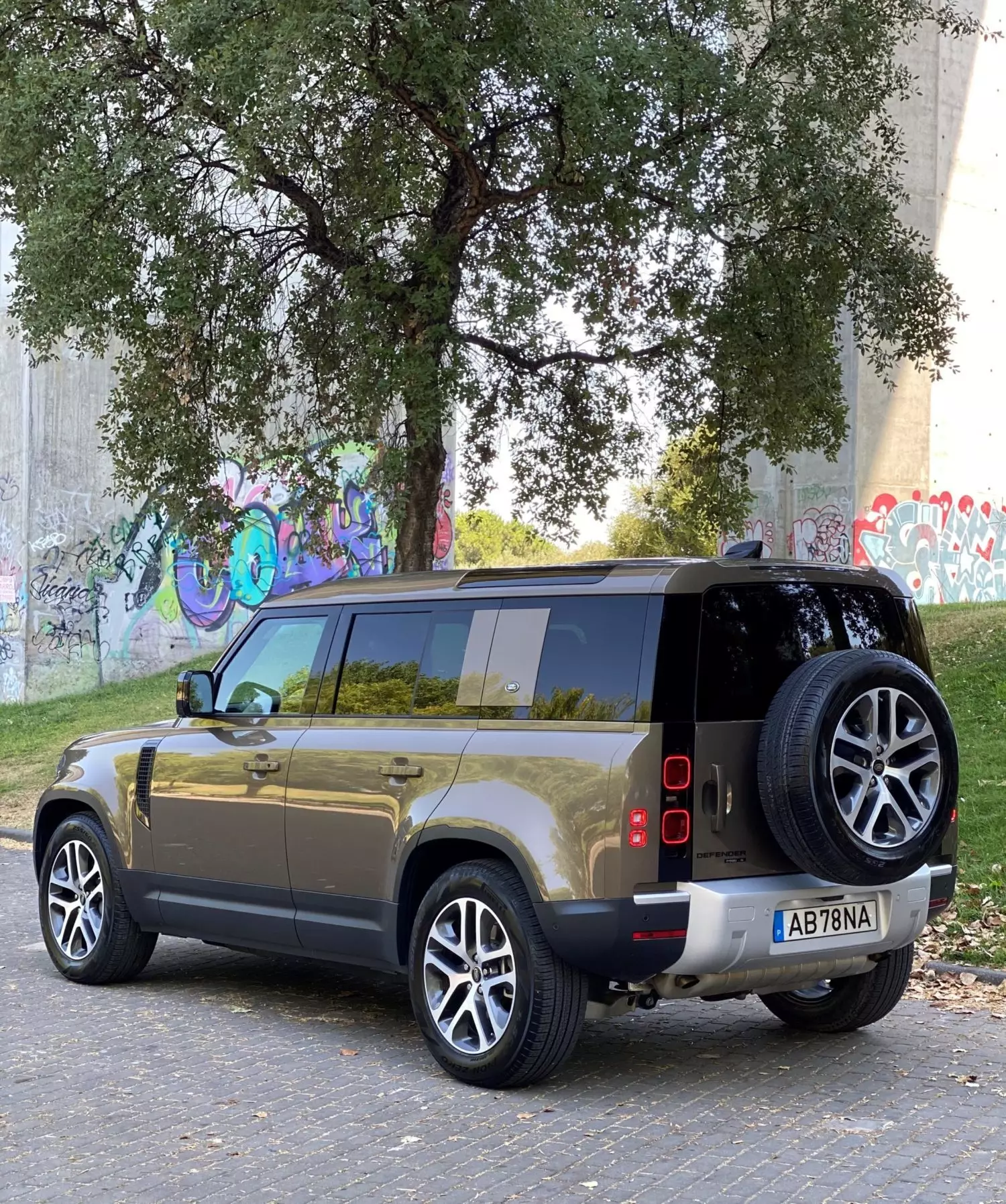 I-Land Rover Defender 110 entsha (2020). Uvavanyo lokuqala ePortugal 4408_1