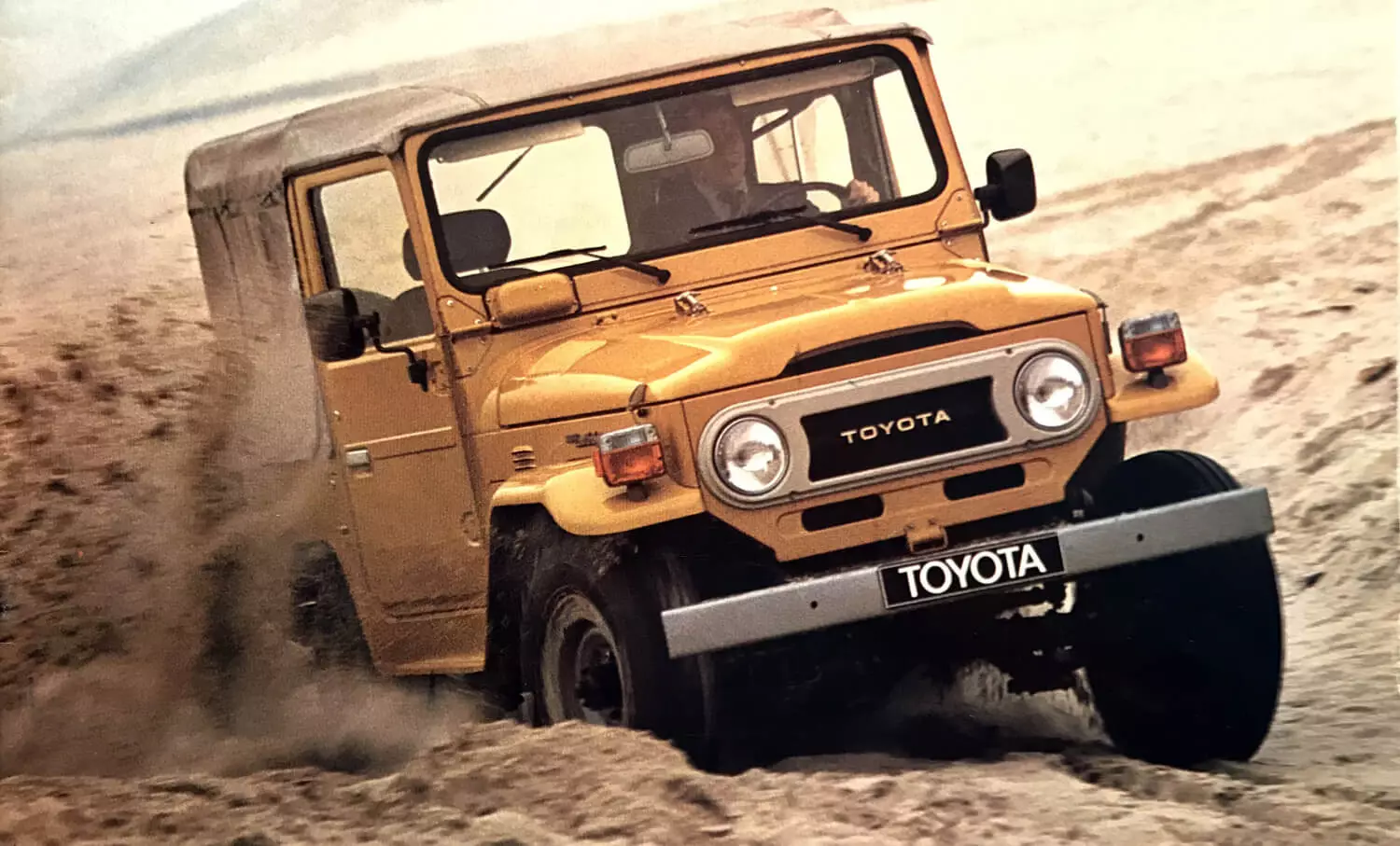 Toyota Land Cruiser ៤០