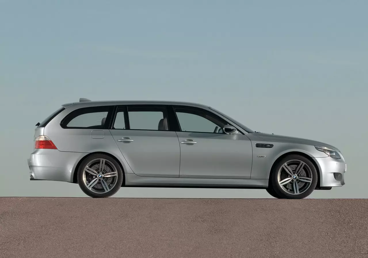 BMW M5 touring