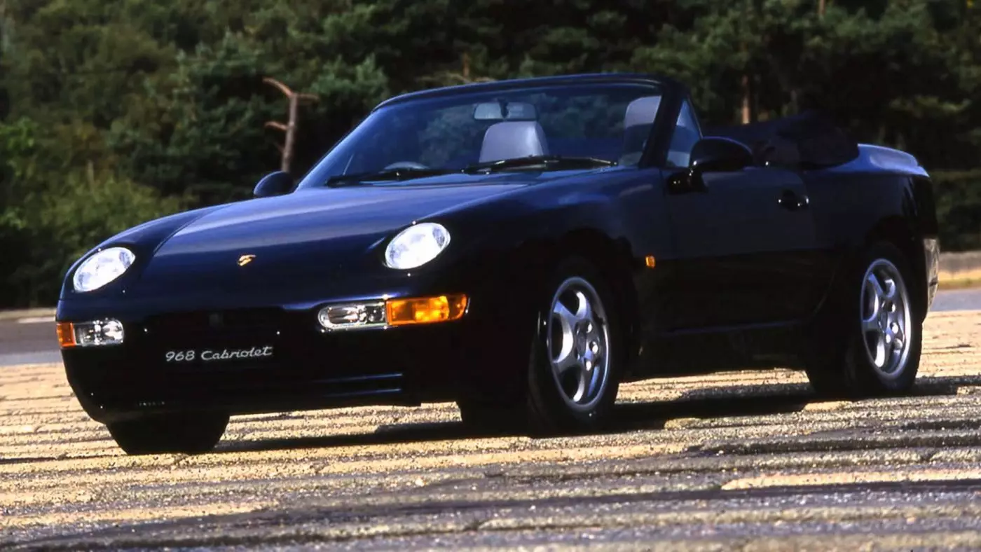 Porsche 968: o 