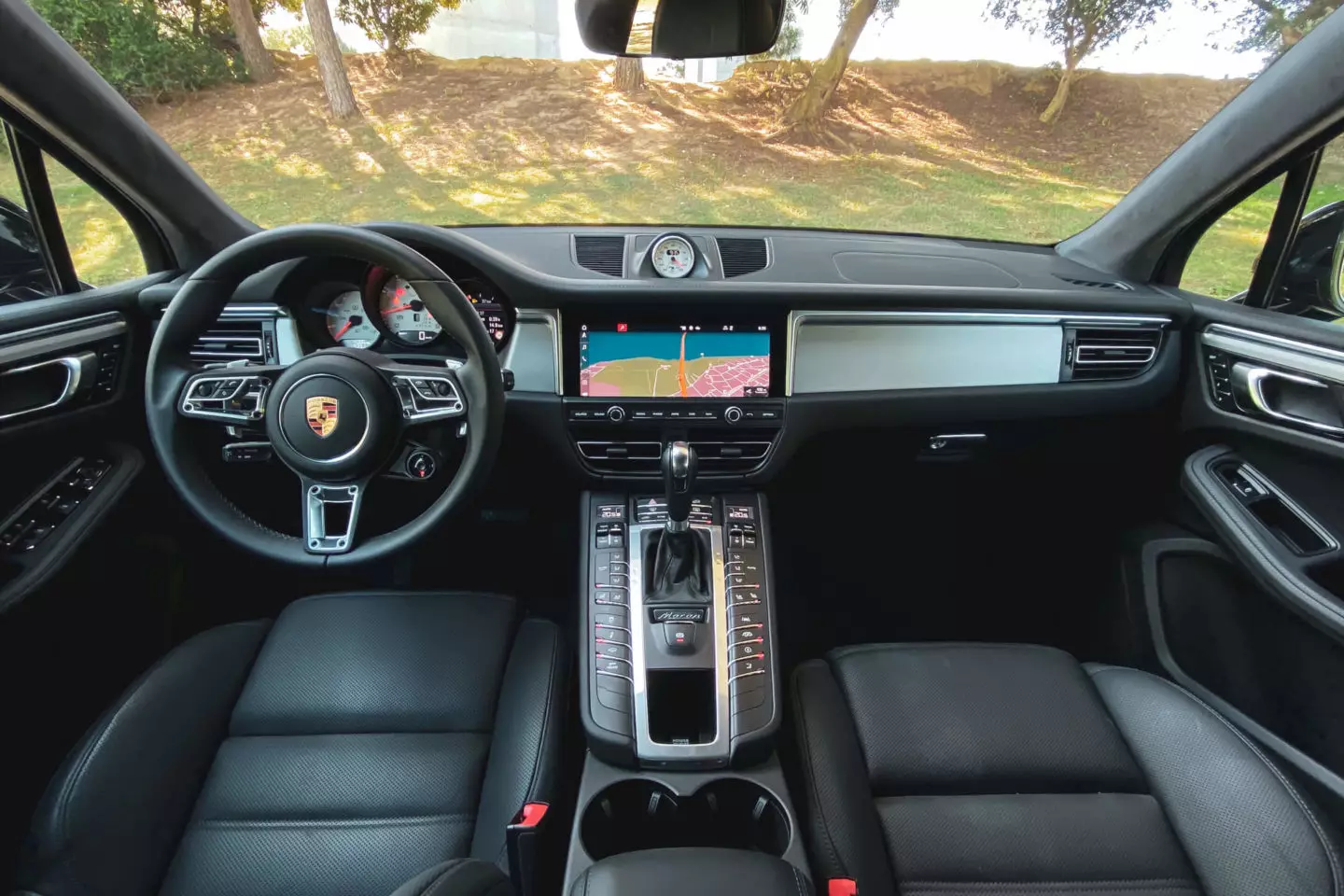 Porsche Macan Turbo Dashboard