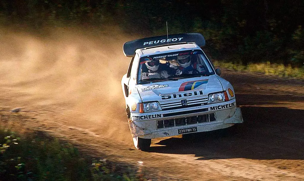 Povijest Peugeot Dakar