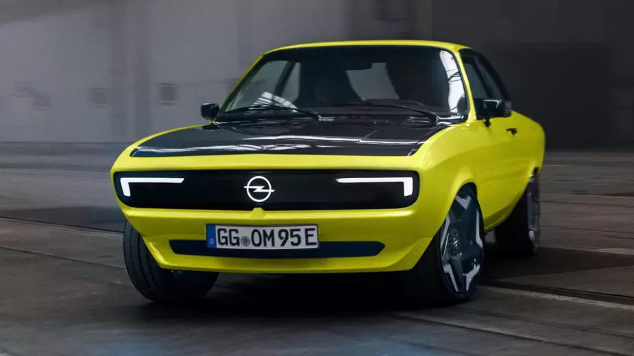 නැවතත් අනාගතයට? Opel Manta GSe ElektroMOD: අතින් ගියර් පෙට්ටිය සහිත විදුලිය