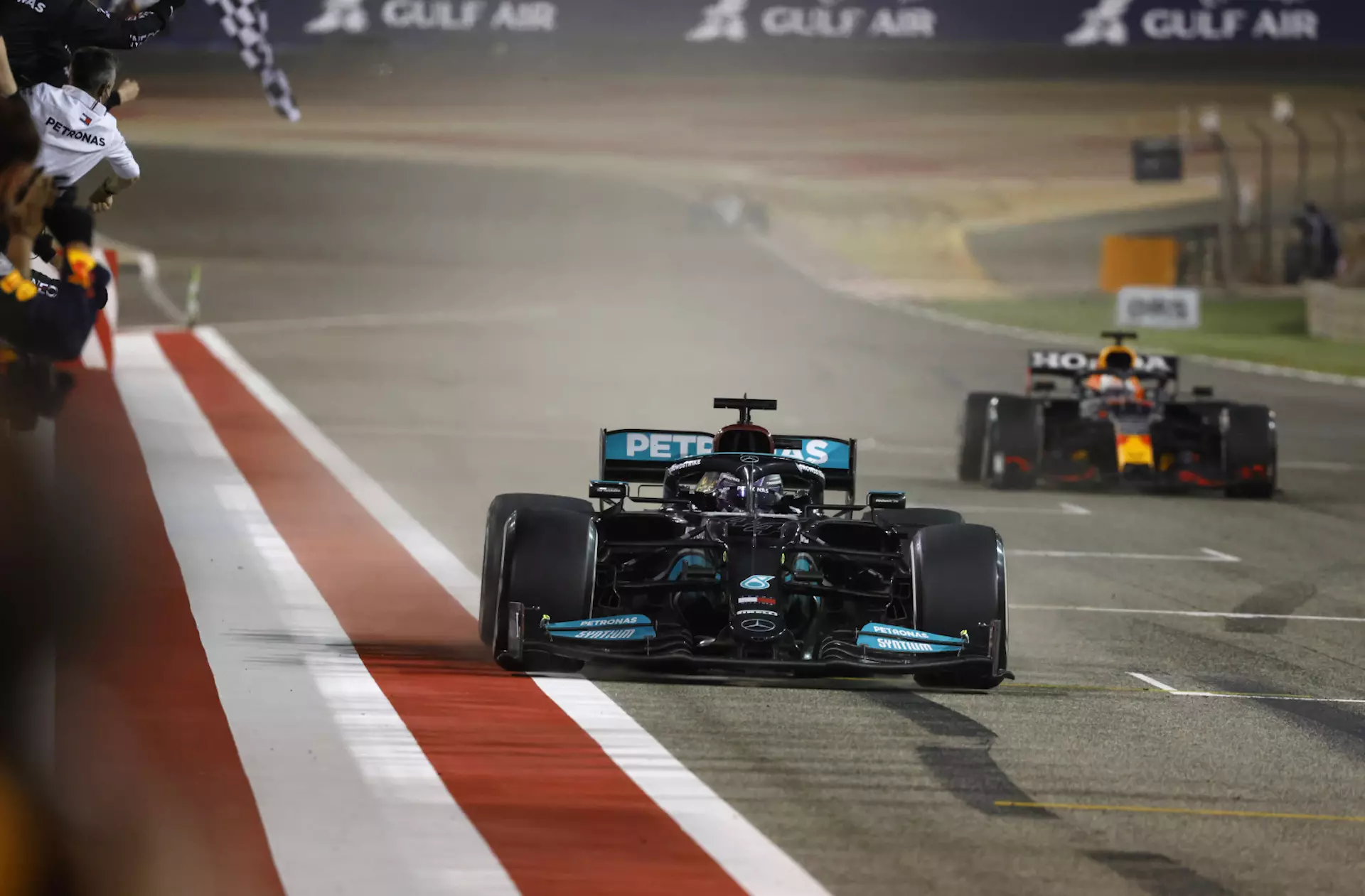 2021 Bahrain Grand Prix, Lahadi - Hotunan LAT