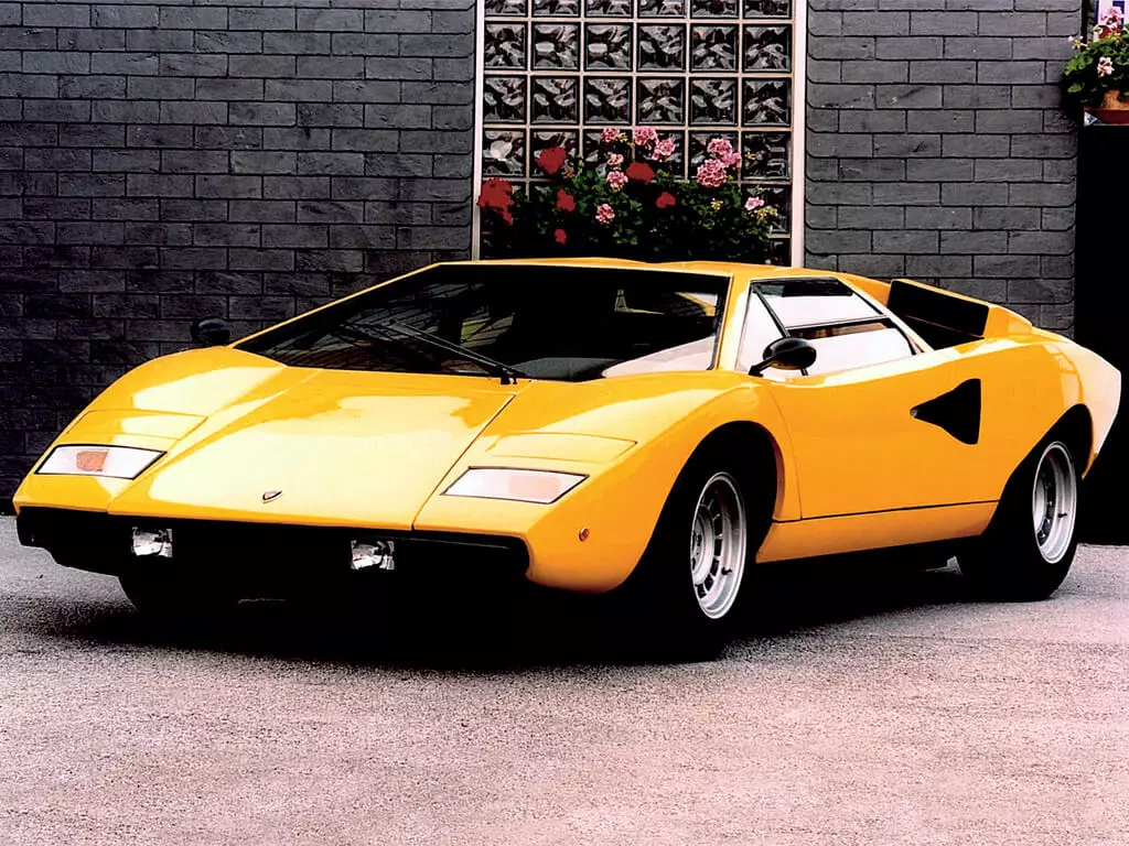 Lamborghini Countach nguyên bản